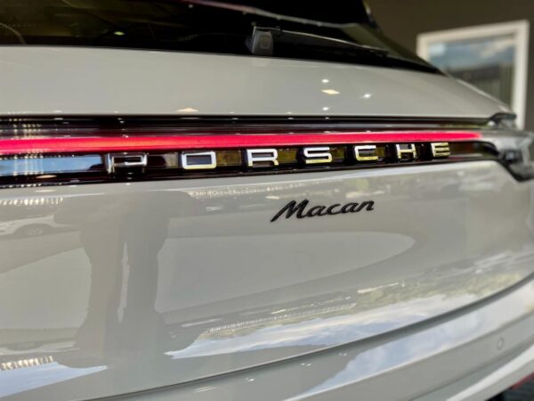 Macan - 2.0 Turbo - Image 13