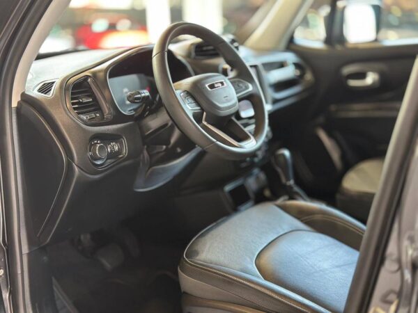 Jeep - Renegade - Long. T270 1.3 TB 4x2 Flex Aut. - Image 11