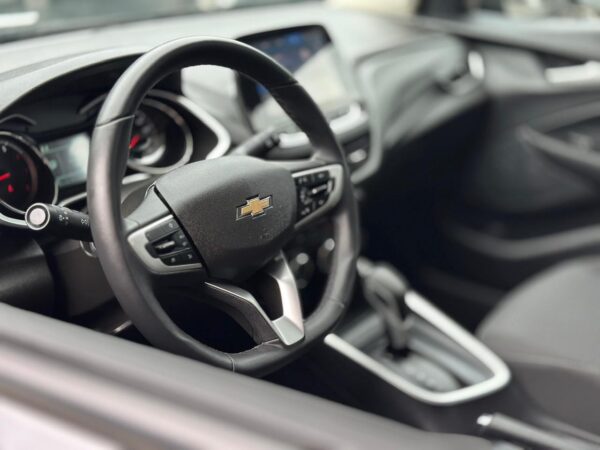 Chevrolet - Onix - SEDAN Plus LTZ 1.0 12V TB Flex Aut. - Image 8