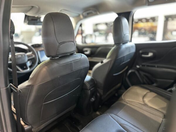 Jeep - Renegade - Long. T270 1.3 TB 4x2 Flex Aut. - Image 12