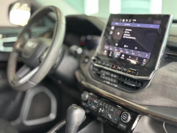 Jeep - Commander - Limited T270 1.3 TB Flex Aut. - Image 14