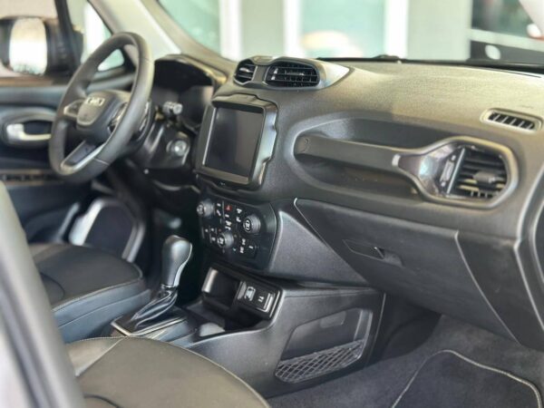 Jeep - Renegade - Long. T270 1.3 TB 4x2 Flex Aut. - Image 18