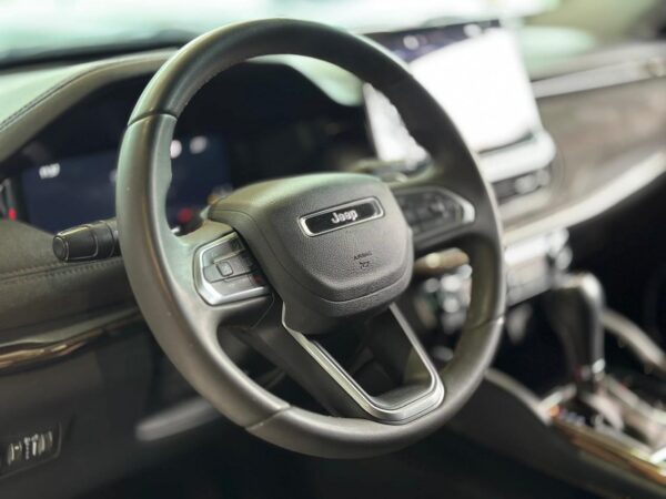 Jeep - Commander - Limited T270 1.3 TB Flex Aut. - Image 12