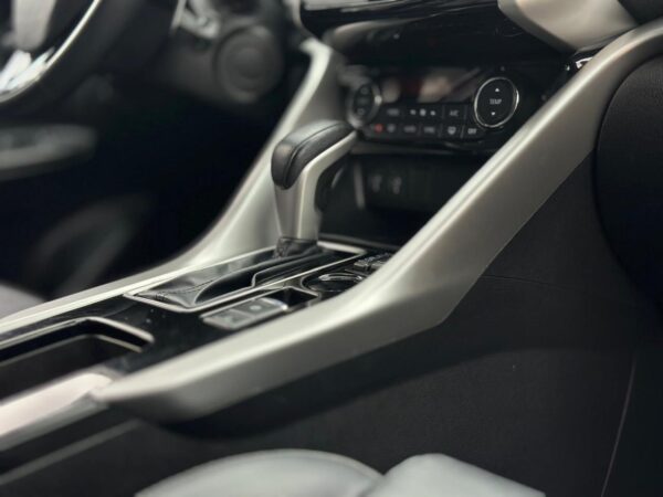 Mitsubishi - Eclipse - Cross HPE-S 1.5 16V 165cv Aut. - Image 10