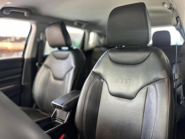 Jeep Compass - Foto 18