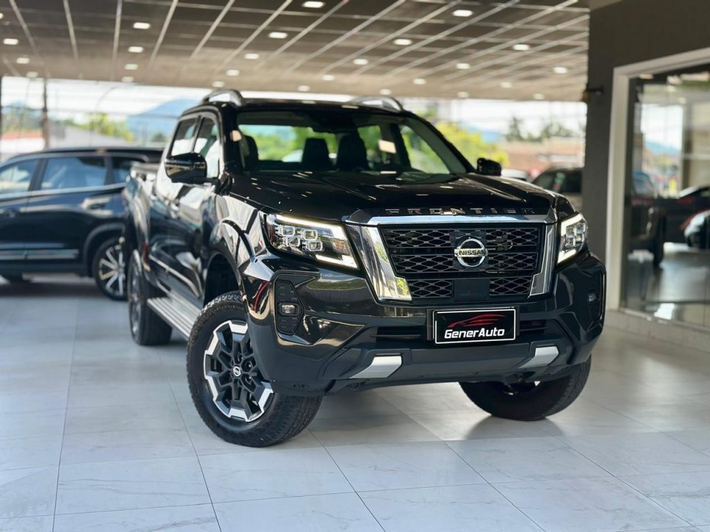 Nissan Frontier - Foto 1