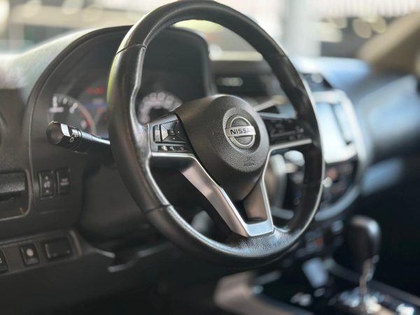 Nissan Frontier - Foto 16