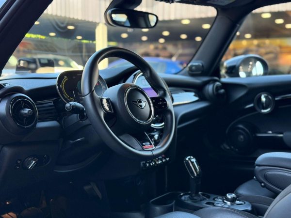 Mini - Cooper /  S ELECTRIC - Image 17