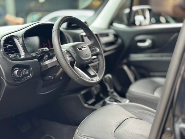 Jeep Renegade - Foto 12