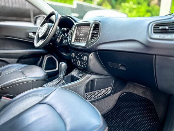 Jeep Compass - Foto 14