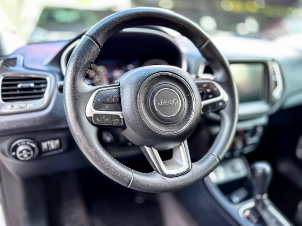 Jeep Compass - Foto 11
