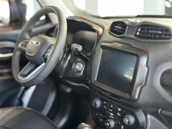 Jeep Renegade - Foto 15