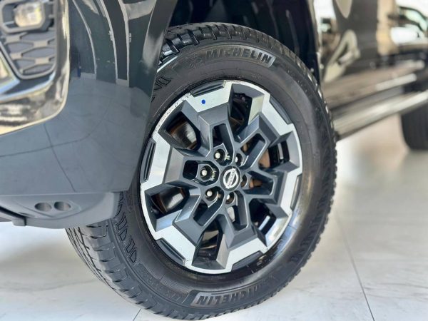 Nissan Frontier - Foto 7