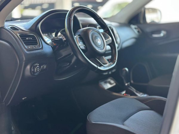 Jeep Compass - Foto 18