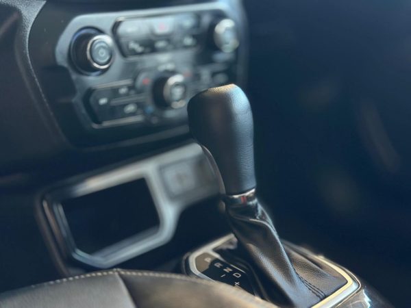 Jeep Renegade - Foto 16