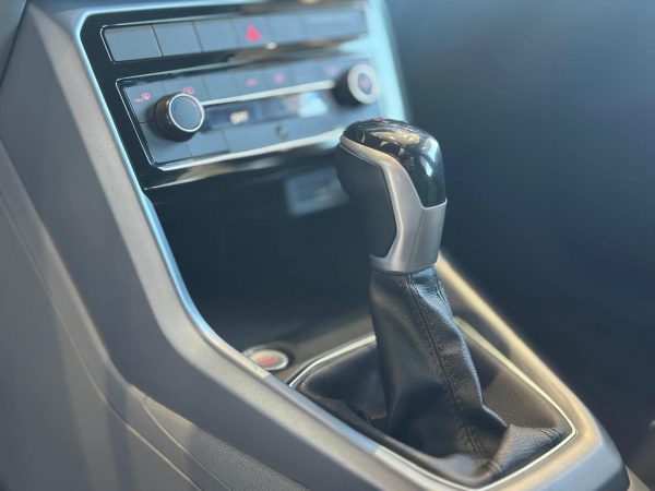 Volkswagen T-Cross - Foto 13