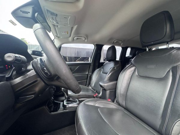 Jeep - Renegade Long. T270 1.3 TB 4x2 Flex Aut. - Imagem 21