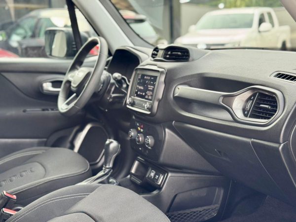 Jeep - Renegade Sport T270 1.3 TB 4x2 Flex Aut. - Imagem 17