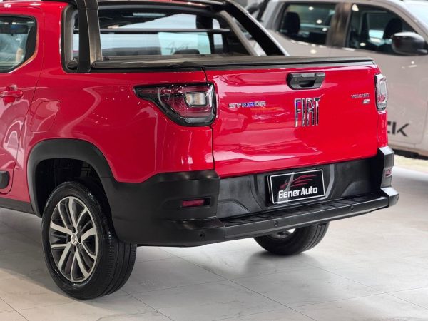 Fiat - Strada Volcano 1.3 Flex 8V CD Aut. - Imagem 8