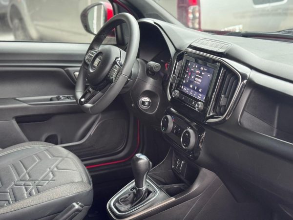 Fiat - Strada Volcano 1.3 Flex 8V CD Aut. - Imagem 18