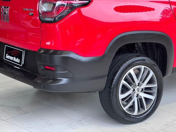 Fiat - Strada Volcano 1.3 Flex 8V CD Aut. - Imagem 12