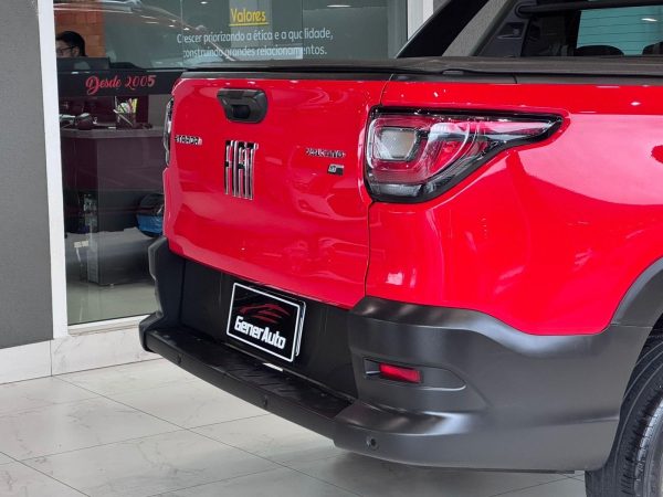 Fiat - Strada Volcano 1.3 Flex 8V CD Aut. - Imagem 11