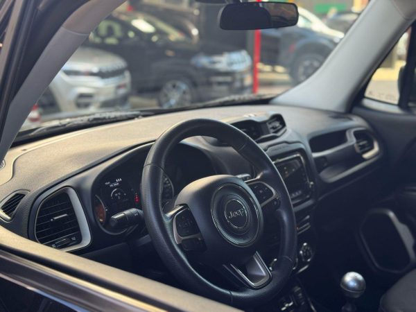 Jeep - Renegade Sport 1.8 4x2 Flex 16V Mec. - Imagem 14