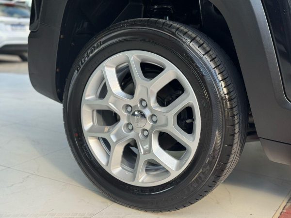 Jeep - Renegade Sport 1.8 4x2 Flex 16V Mec. - Imagem 12