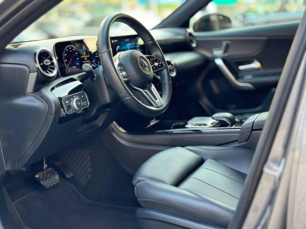 Mercedes-Benz - Classe A A 250 2.0 TB Sport Aut. - Imagem 14