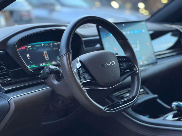 BYD - HAN EV I/  AWD GS 680 - Imagem 20