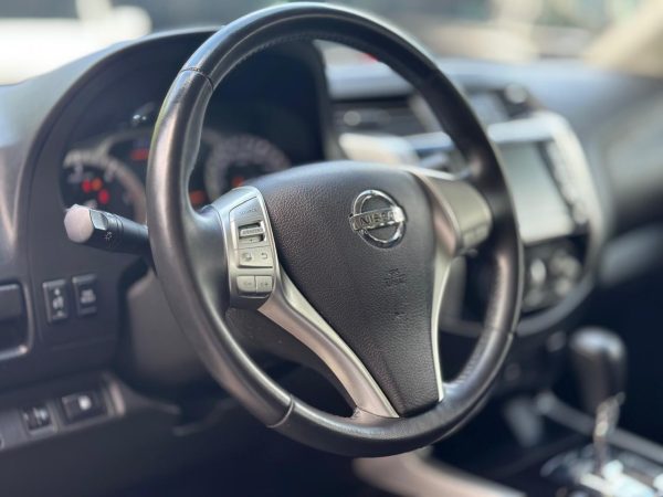 Nissan - Frontier ATTAC.CD 4x4 2.3 Bi-TB Die. Aut - Imagem 12