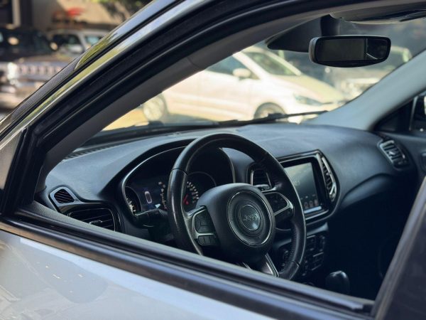 Jeep - Compass LIMITED 2.0 4x2 Flex 16V Aut. - Imagem 17