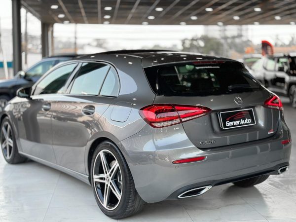 Mercedes-Benz - Classe A A 250 2.0 TB Sport Aut. - Imagem 4