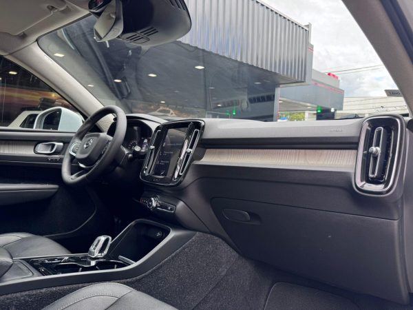 Volvo - XC40 T-4 INSCRIPTION 2.0 190cv FWD - Imagem 11