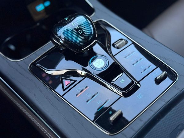 BYD - HAN EV I/  AWD GS 680 - Imagem 29