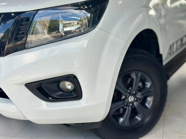 Nissan - Frontier ATTAC.CD 4x4 2.3 Bi-TB Die. Aut - Imagem 7